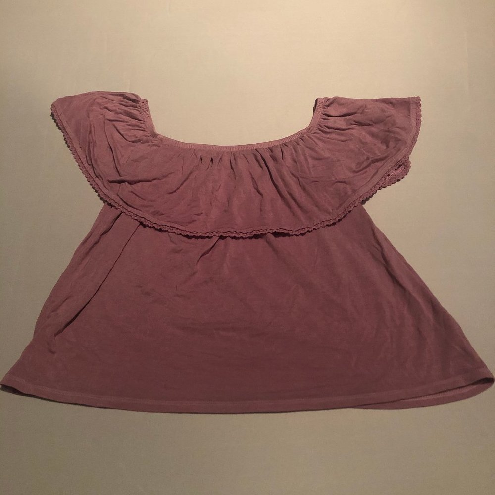 Off-the-shoulder Flowy Shirt